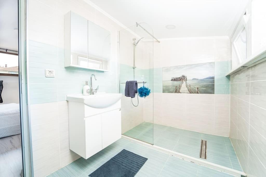 Central Apartment 2Bd Next To Vitosha Bul. Sofia Exterior photo