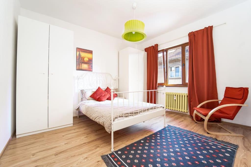 Central Apartment 2Bd Next To Vitosha Bul. Sofia Exterior photo